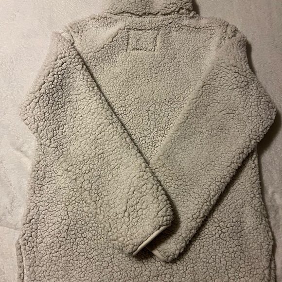 Cozy Sherpa Women’s White Quarter Zip  Pullover with front pocket size Medium - Picture 6 of 8